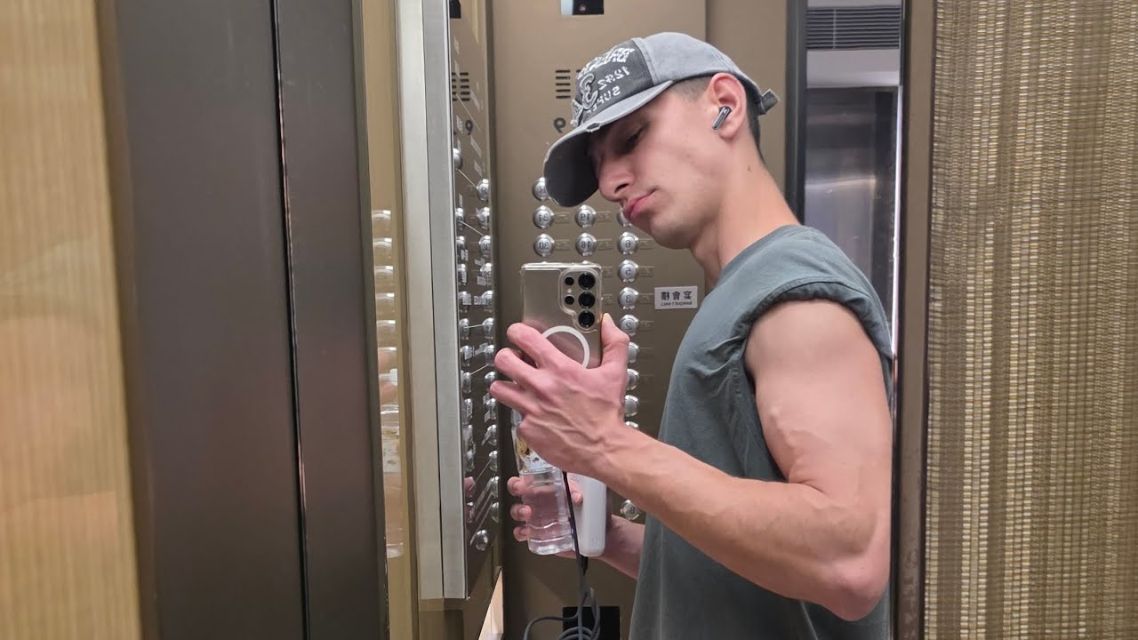 Yalandan yilbasi kutlamasi/arkadaslarla vakit gecirme