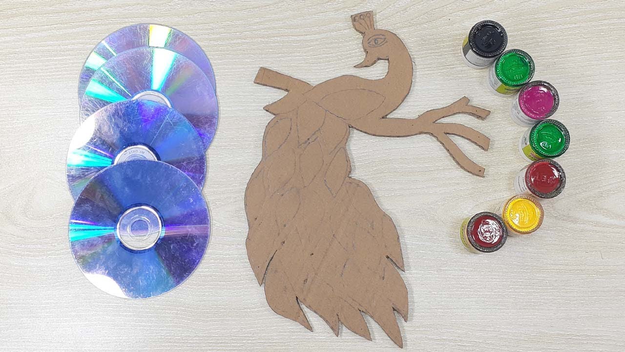 How to Make Peacock Wall Hanging | Best Out of Waste Cardboard and cd disc