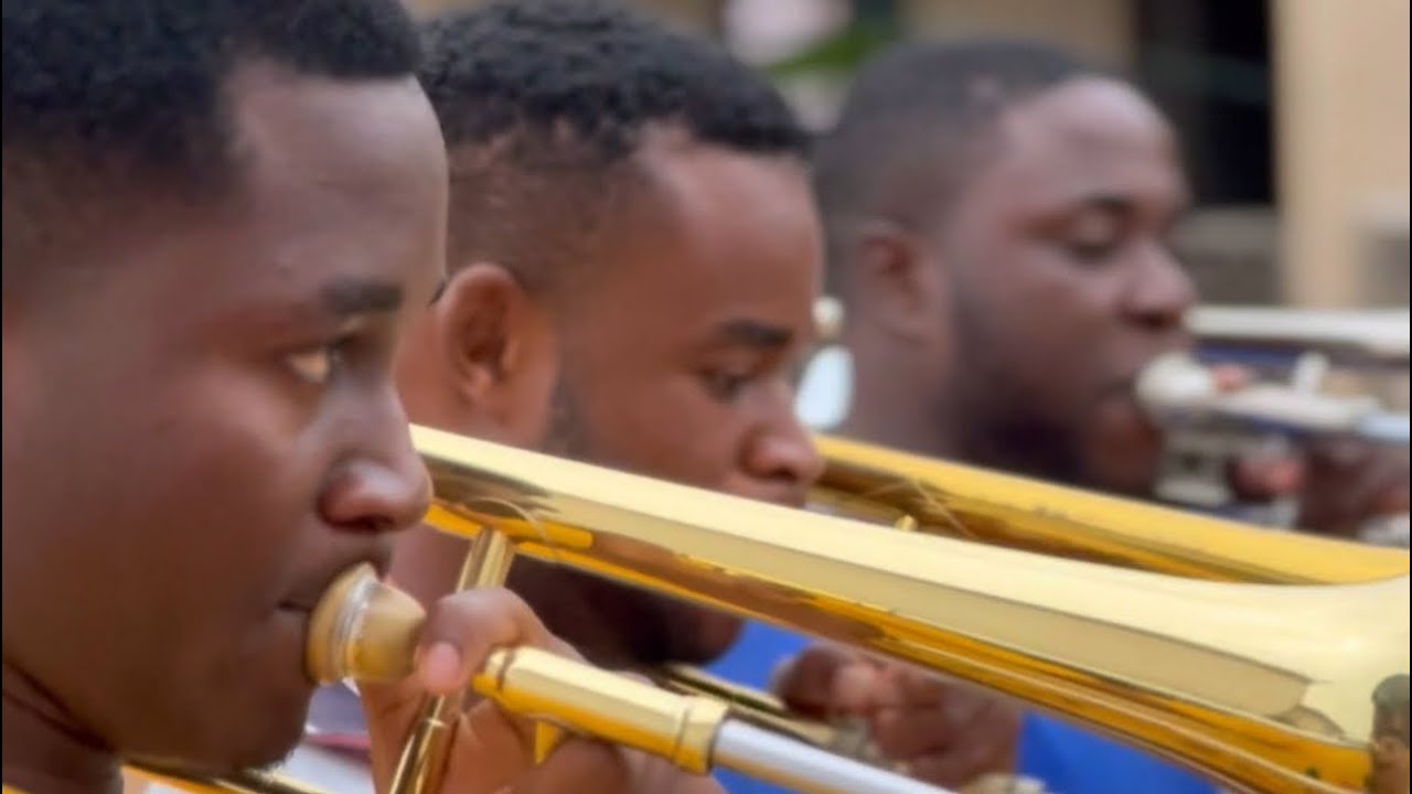 Kidi - Lomo Lomo 🔥 Brass Version 🎶🎺🥁
