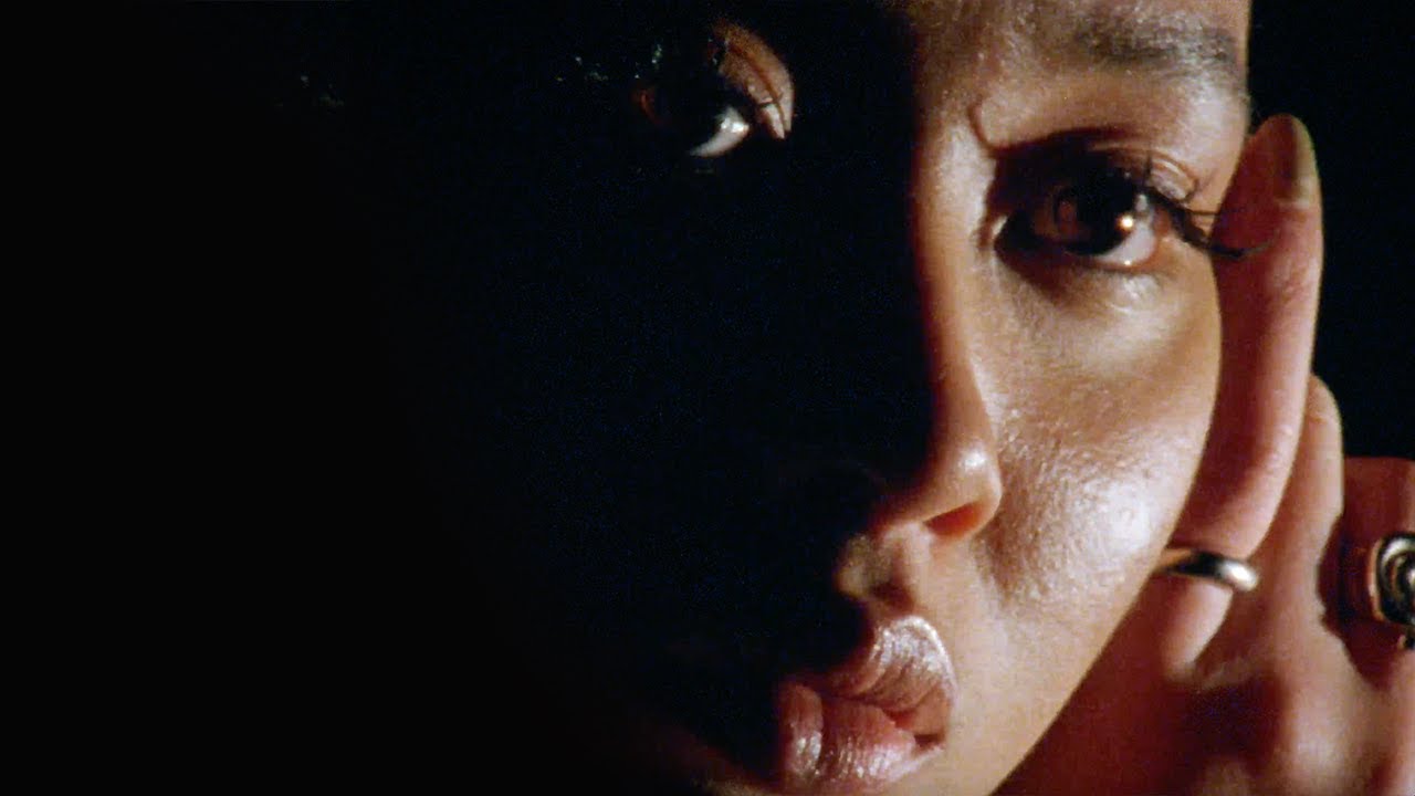 Griff - Cycles (Visualiser)