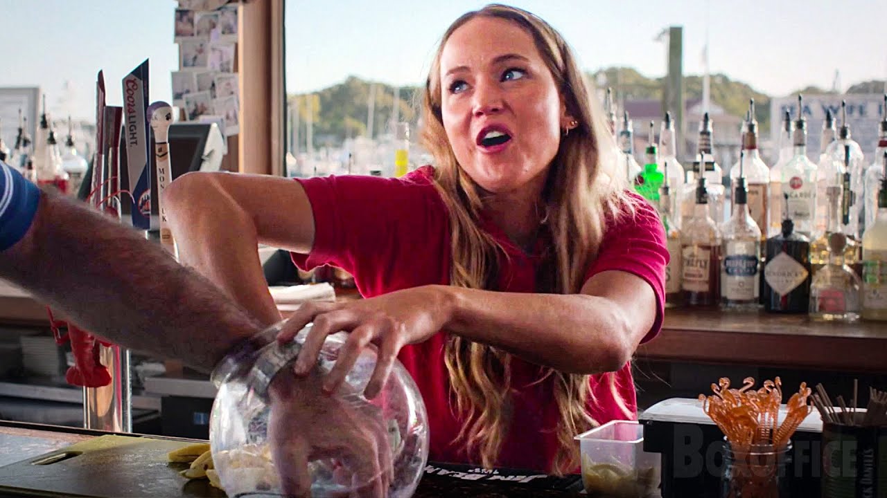 Questo è il mio consiglio | Fidanzata in affitto | Clip in Italiano