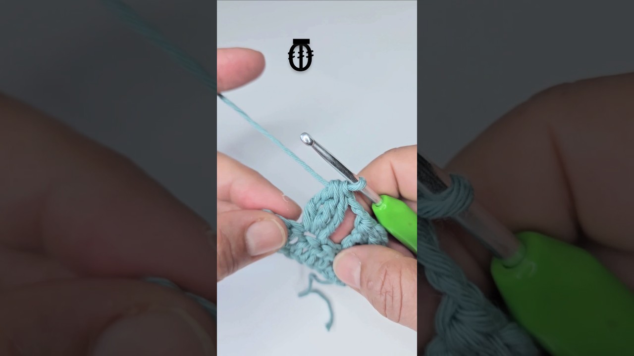 Crochet 3 treble cluster stitch - 3 tr Cluster St - US terms #crochetstitch