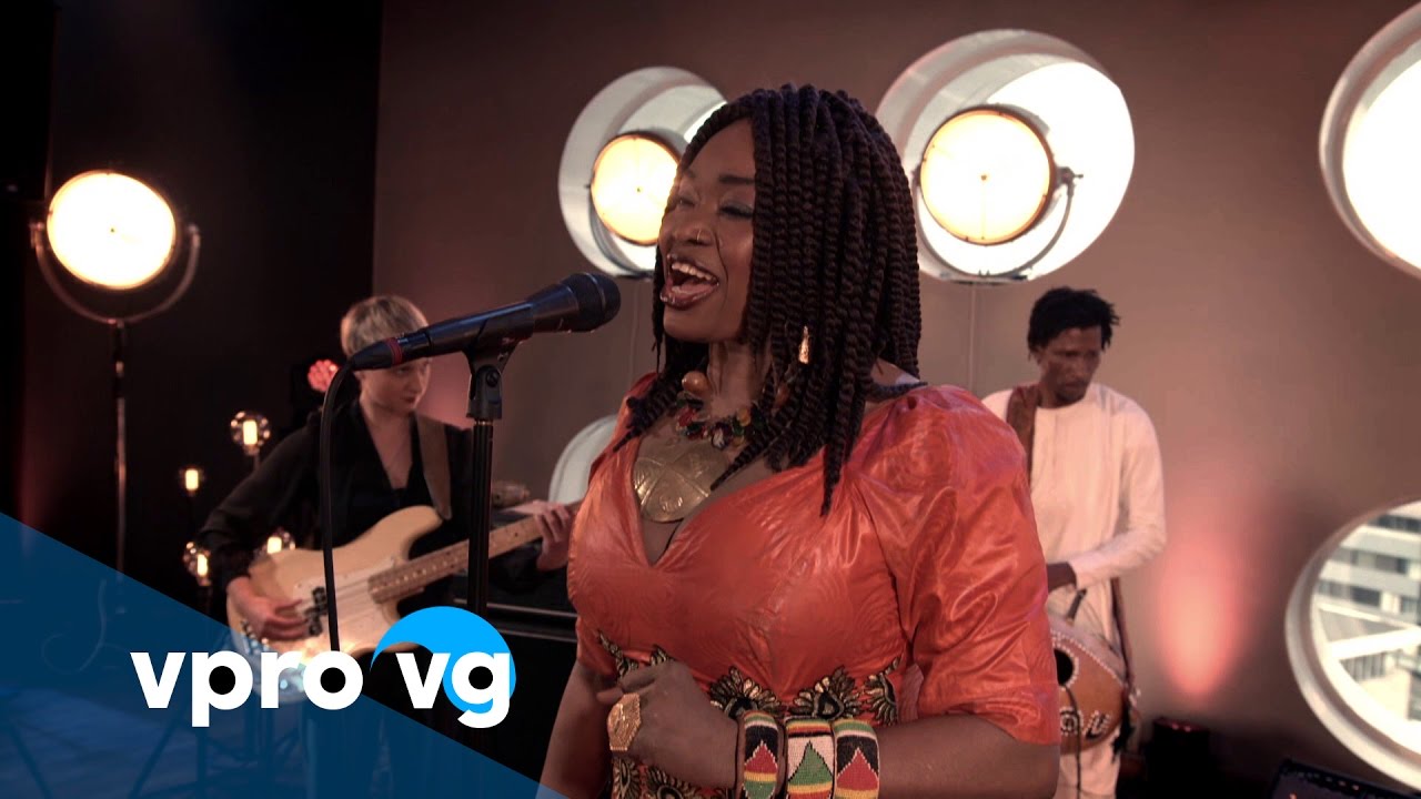 Oumou Sangaré - Mali Niale (live @TivoliVredenburg Utrecht)