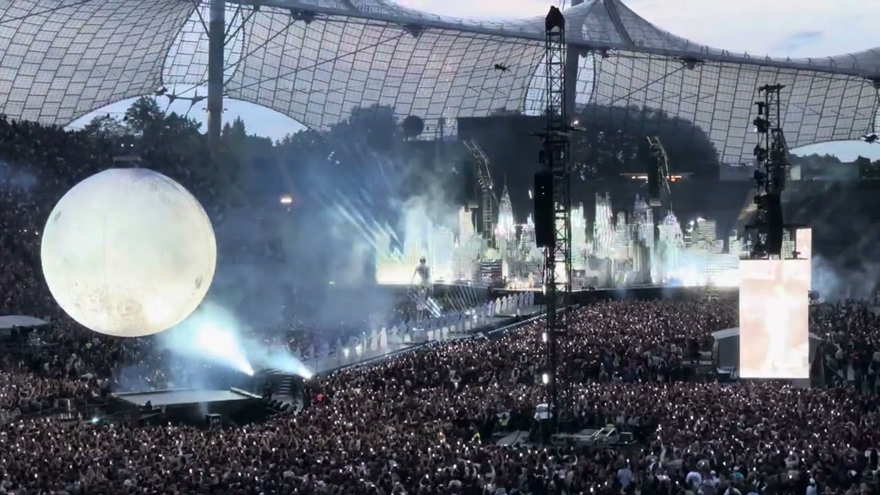 The Weeknd - Take My Breath - Munich The Start Of The Concert 04.08.2023