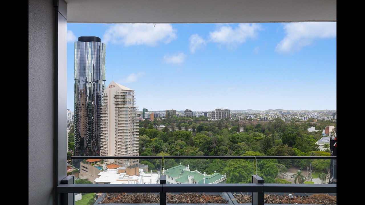 For Sale at 1313 8 Margaret Street, Brisbane City