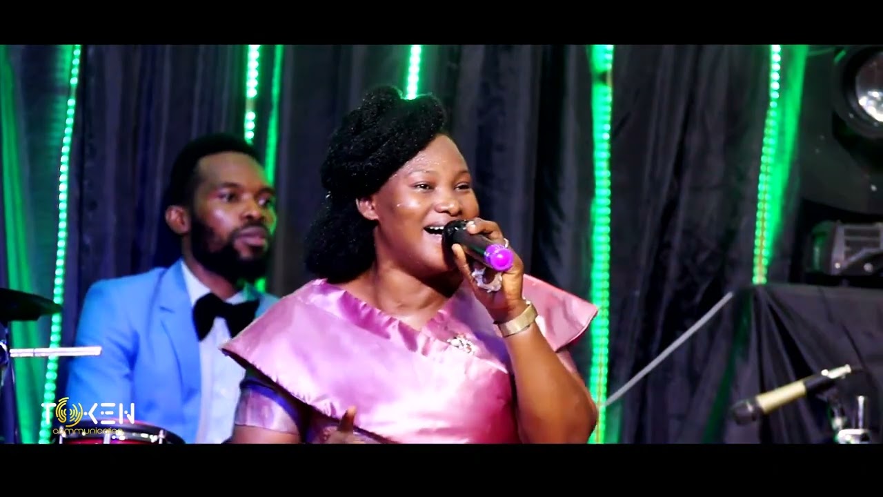 Thethe MAKABI.M | NE T'ARRÊTE PAS - NGANGA #Live à #Goma #celebration #hosanna #2020