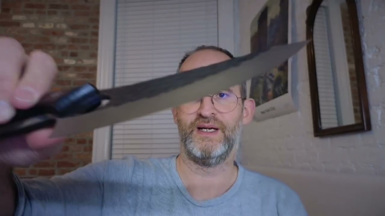 Обзор кухонного ножа Mossy Oak Chef Knife, предназначенного для разделки, нарезки и рубки мяса.