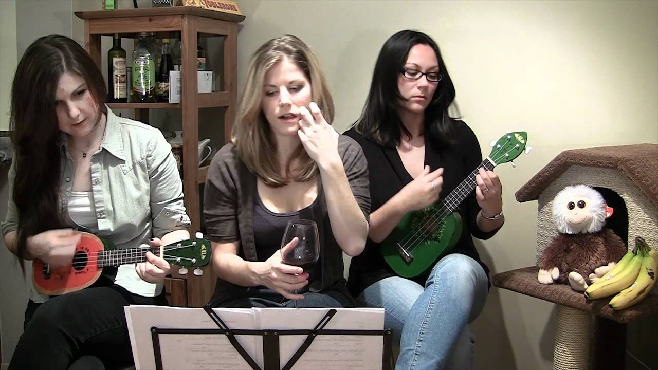 Video 32: DREAMS by FLEETWOOD MAC (Ukulele Cover by The Fruity Ukuladies)
