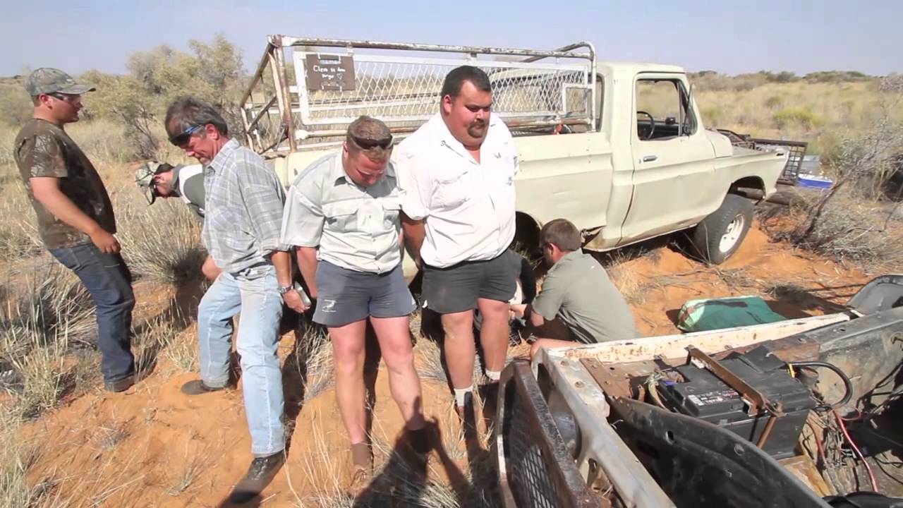 Kaalhand gemsbokvangers van die Kalahari