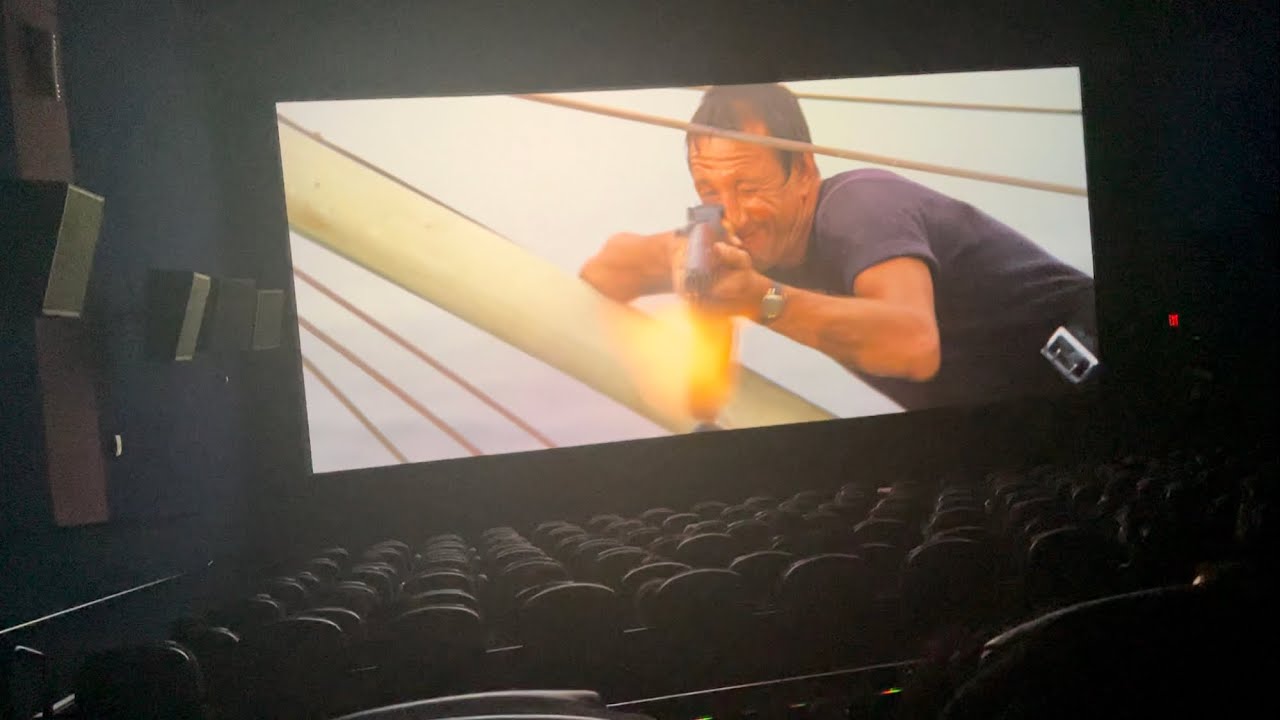 Jaws “Smile You Son of A…” Re-Release (audience reaction)