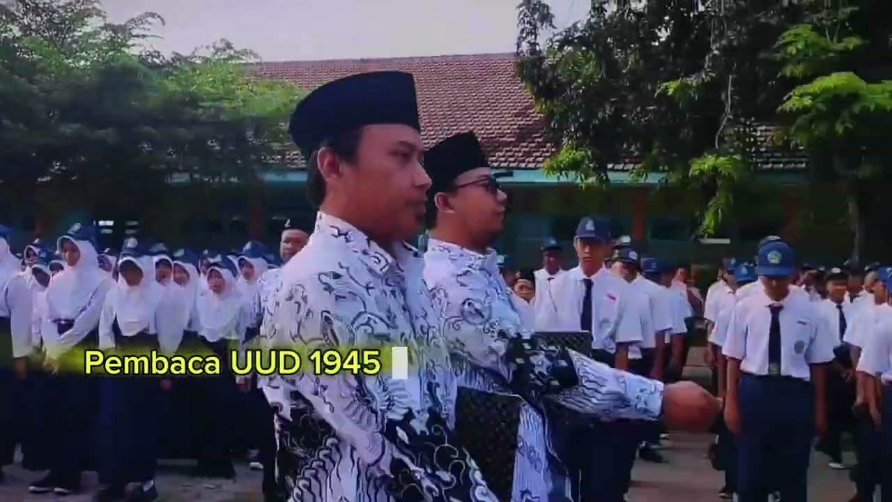 Upacara Hari Guru Nasional MTsN 10 Jombang 25 November 2024