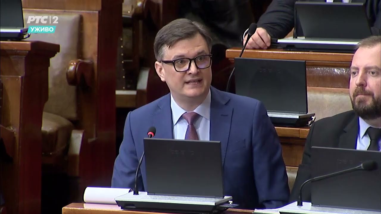 🎅 Опозиција нека седне ПИЦУЛИ У КРИЛО и пожели жељу, можда им се и оствари