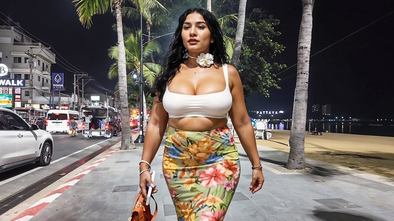 Night! Beach Road Pattaya Unforgettable Walk. 2026