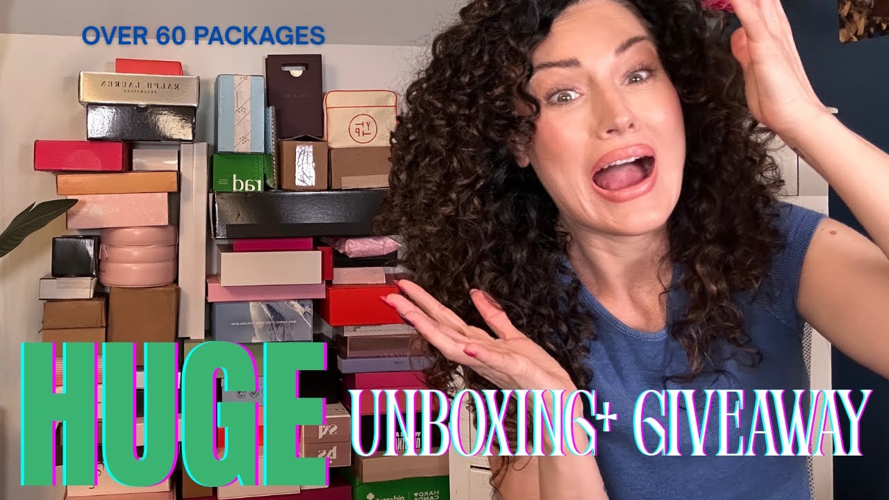 MASSIVE BEAUTY PR UNBOXING + GIVEAWAY! 💄🎁 | New Makeup & Skincare