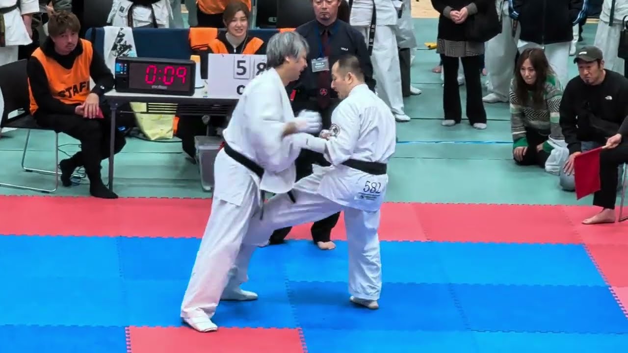 【第2回滋賀近江杯空手道選手権大会　組手・10】　プロシードアリーナ彦根　2025年12月28日（日）