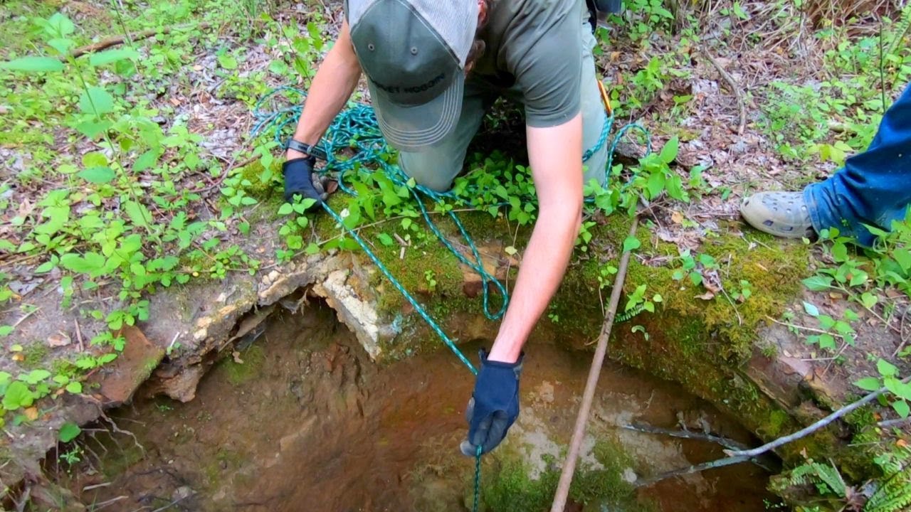 Magnet Fishing DEEP Well at Old House!
