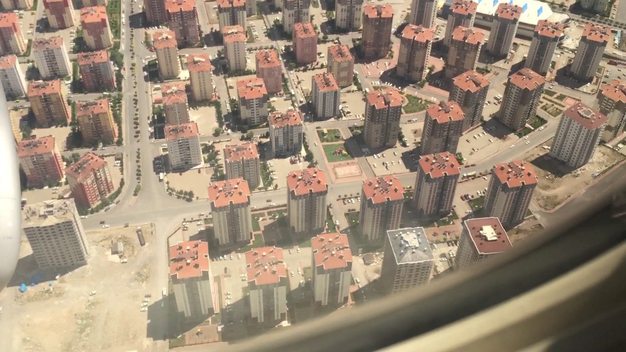 Kayseri havaalanina inis