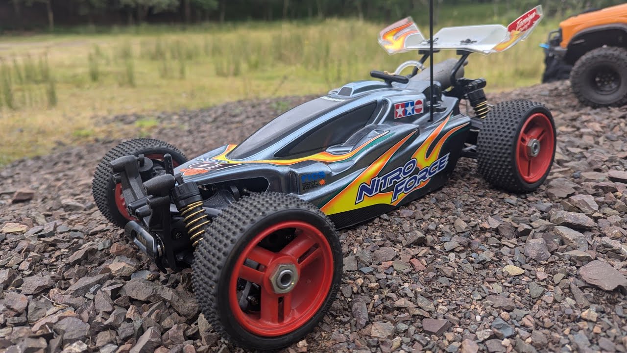 Tamiya NDF-01 Nitro Force - Overview and first run in 14 years (could it really start first pull??)
