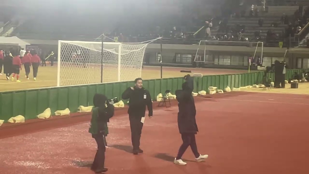 김주성 친정팀팬들에게 인사 ㅜㅠ 다시 돌아오길 #fc서울열정팬tv 