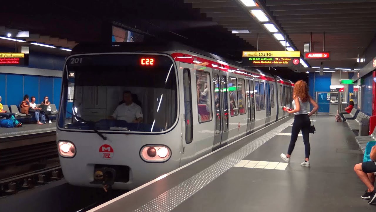 MCL80 - Metro Lyon Ligne C