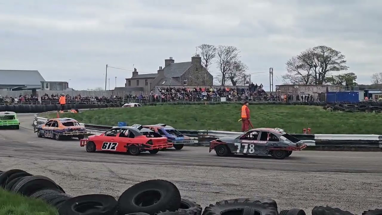 Crimond raceway saloonstox heat 2 20th April 2025