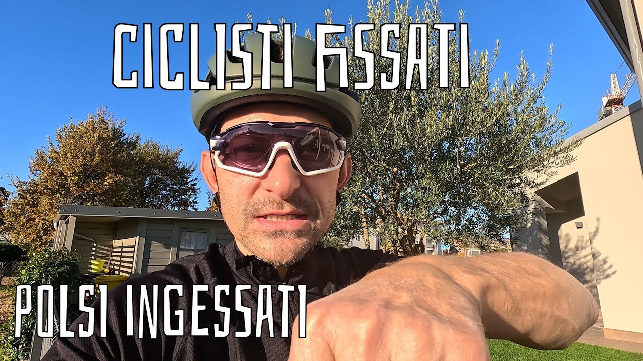I ciclisti fissati si allenano con i polsi ingessati 