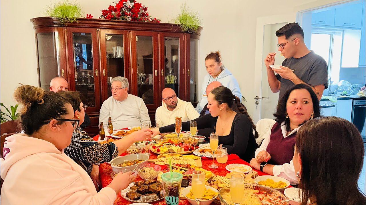 Hoje Foi o Dia da Família vir fazer a vesita de Natal a Minha Casa Foi um Convívio Maravilhoso …