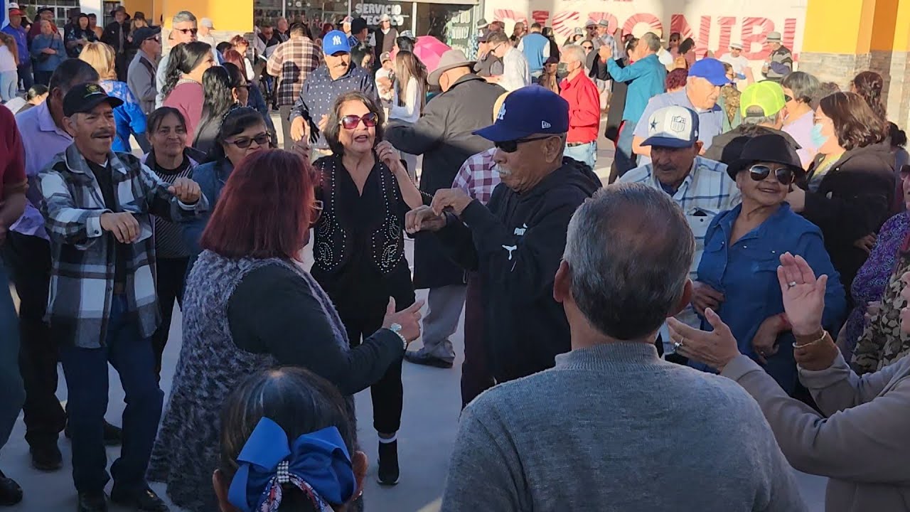 todos bailaron con la Franja Fronteriza de ciudad Juárez.