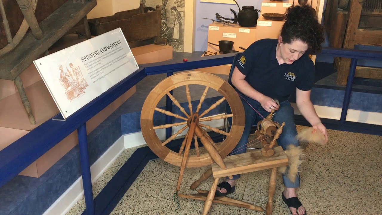 #MakerMonday Spinning on the Treadle Wheel