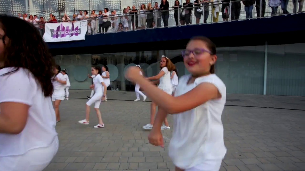 Víctor Campos Flashmob Academia de danza, 1er Aniversario