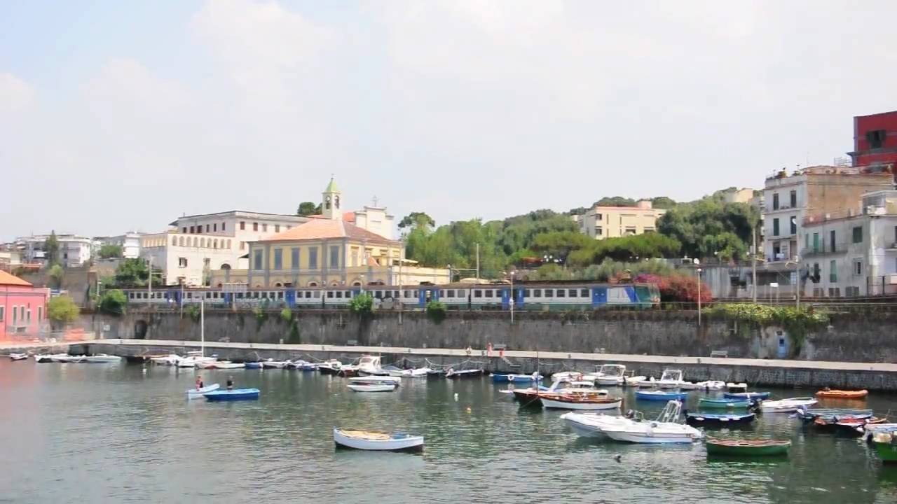 Portici - Ercolano Stazione del Granatello  Treno MET 21308