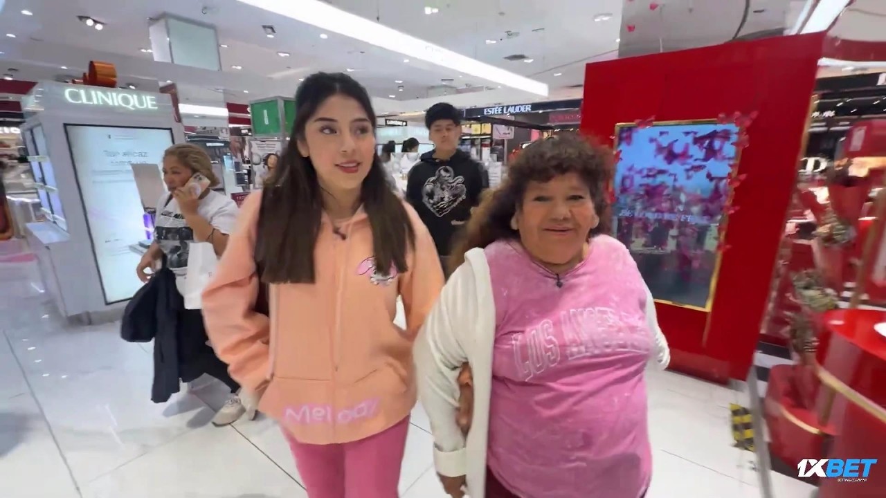 ZULLY COMPRANDO ROPA CON SU MAM&Aacute; 🔥