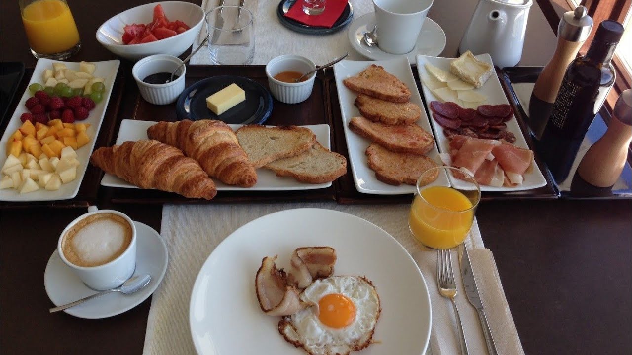 Breakfast review at Harbour Plaza Metropolitan Shanghai 4* in Shanghai China.