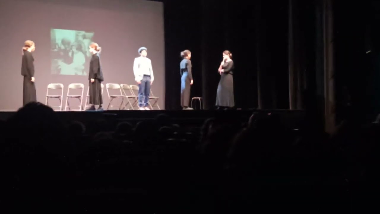 La casa de Bernarda Alba, Federico García Lorca, adaptada i versionada pel professor Alberto Albert