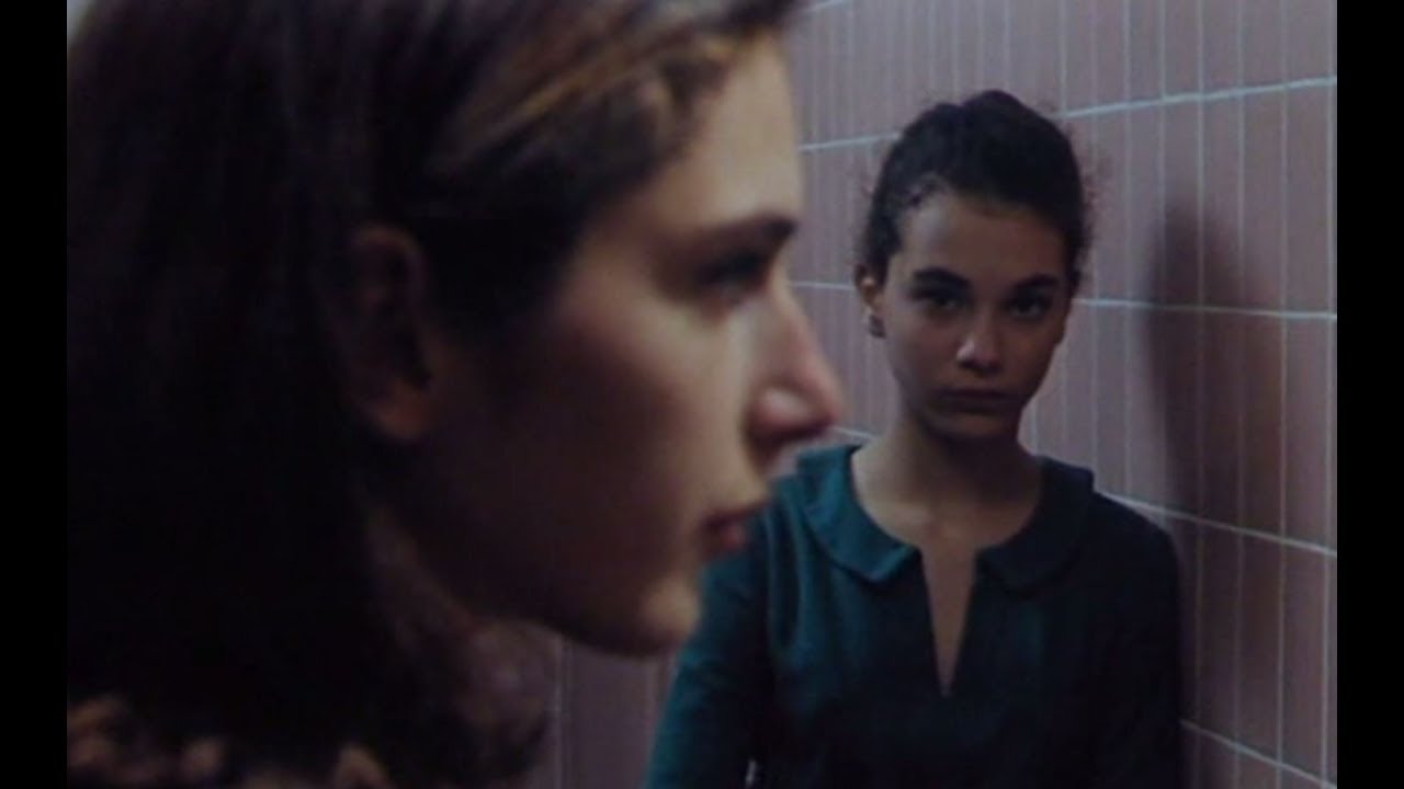 U.S. Go Home - Claire Denis: In the forest