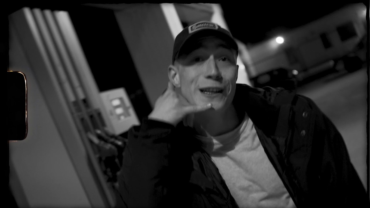 LOLO- RAPGRA 3 (OLDSCHOOL BRAGGA VERSION) OFFICIAL VIDEO