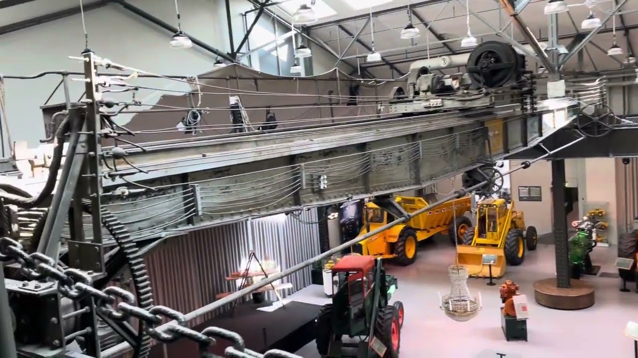 Traversen i taket. Munktellmuseet, Eskilstuna