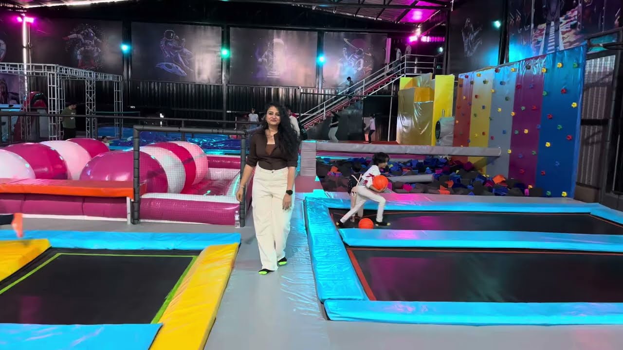 Sky Fly Trampoline Park, Wakad 🥰💃🏻 #skyfly #trampoline #fun #fitness #learning #jumping #viral
