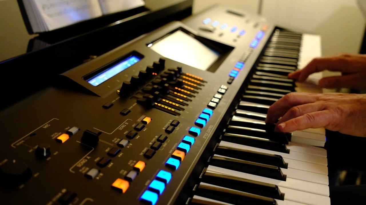 Sting - Fields of Gold / Yamaha Genos 2