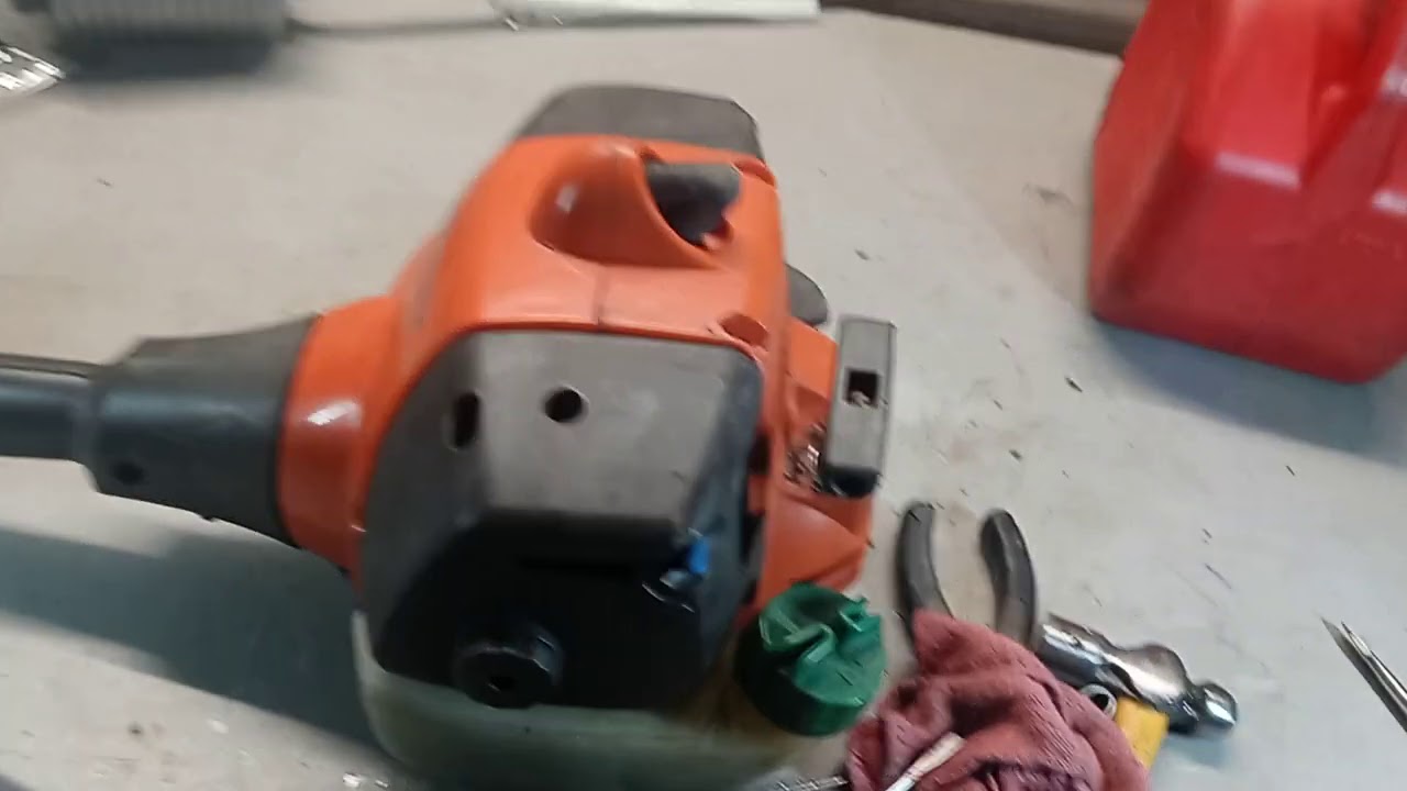 RDMJParte#1.DIAGNOSTICO HUSQVARNA 128 CD. PRENDE CORRE. Y SE APAGA REPENTINAMENTE.