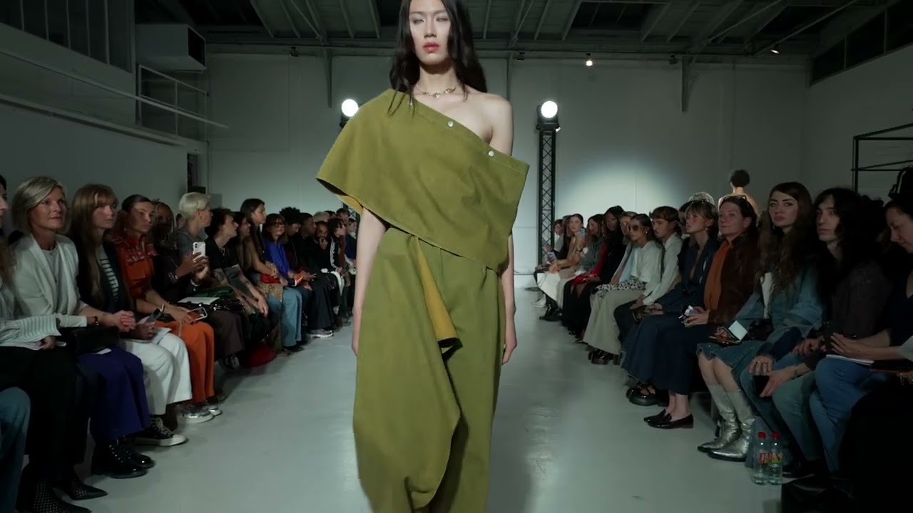 MOSSI SS24 RUNWAY SHOW