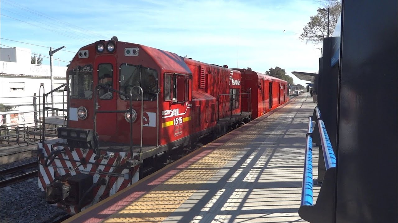 GE U11B 1515 saliendo de INGENIERO A. SOURDEAUX