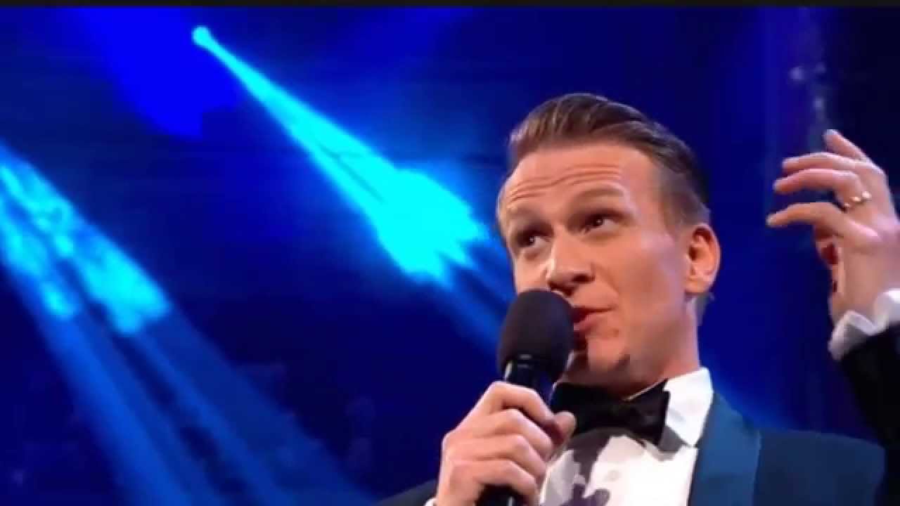 Jamie Parker sings 