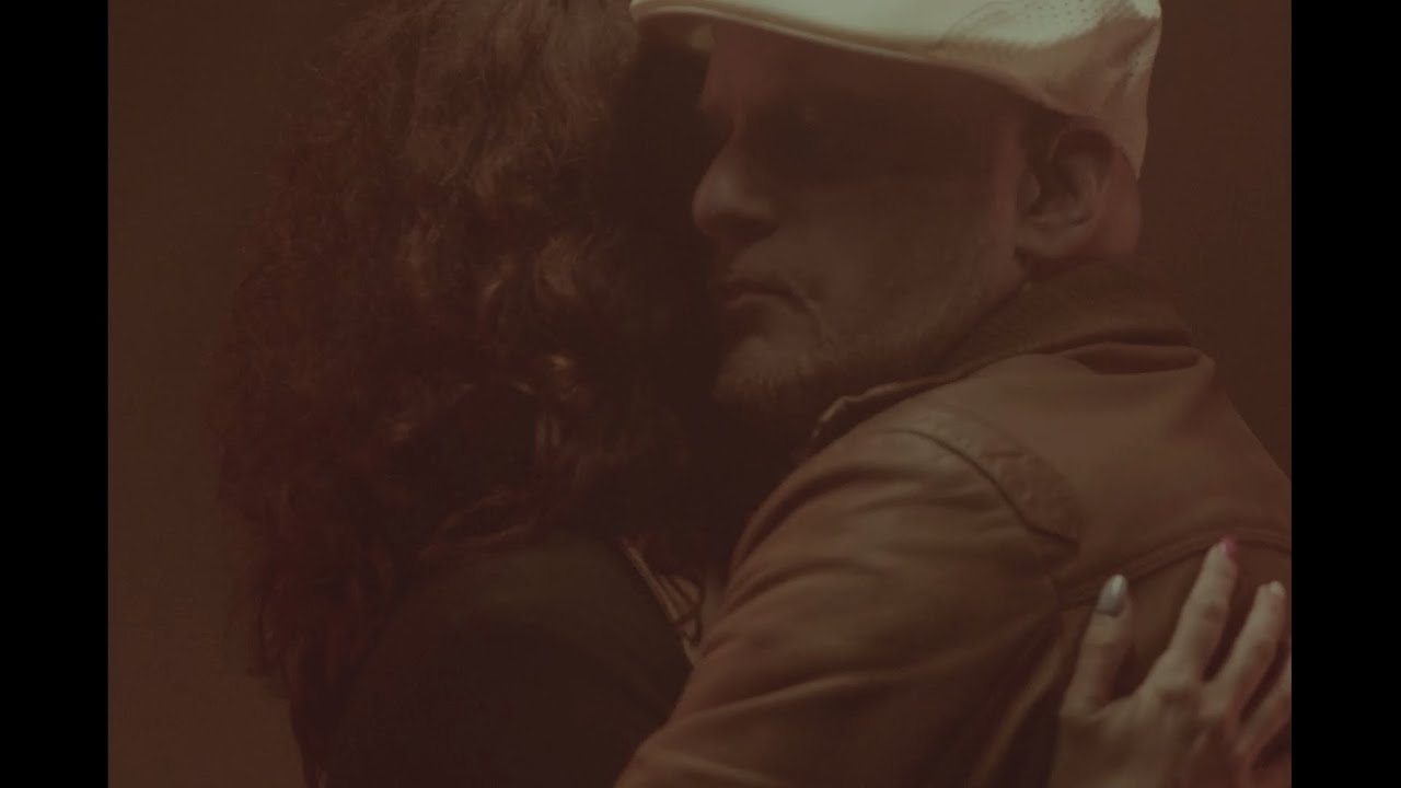 Flo Mega & The Ruffcats - Es ist wie es ist (Official Video)