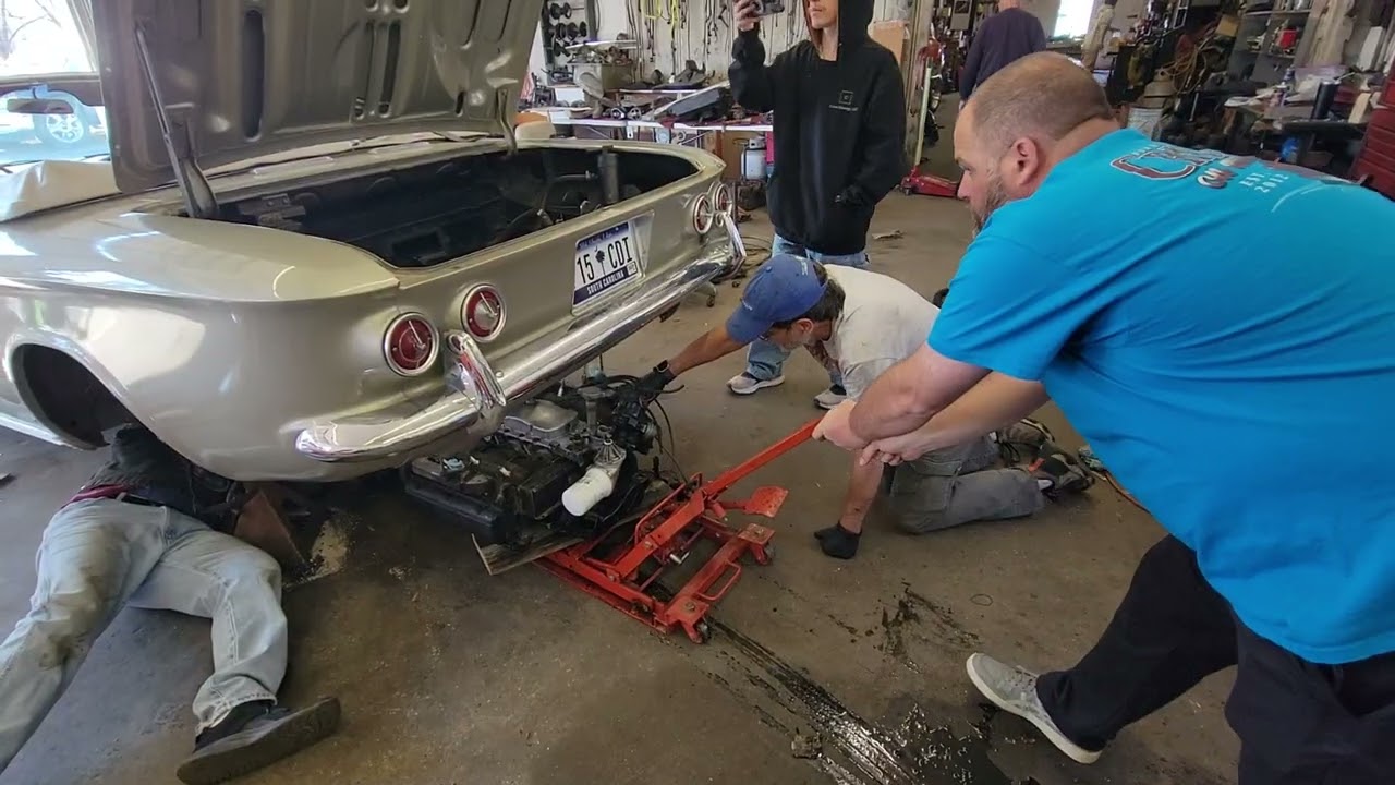 Installing a drive train in early model Corvair