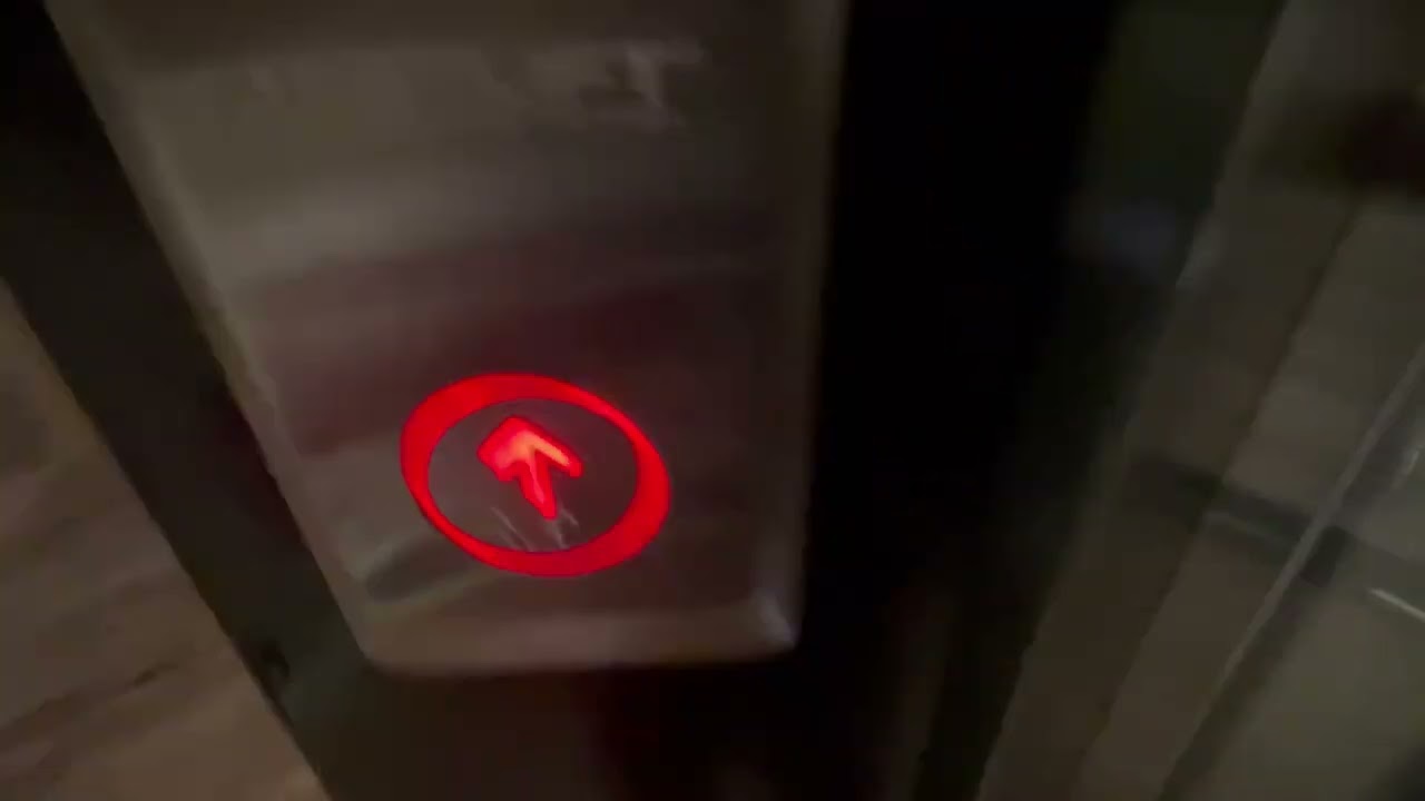 Kadim  restorant Apex lift değişik bir asansör ￼