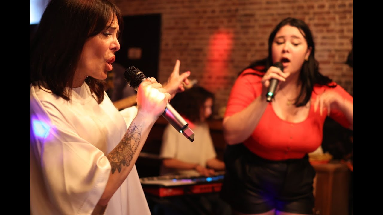 FREED FROM DESIRE - Live Gala (Cover) B Diaz & Krane's NoBrakes