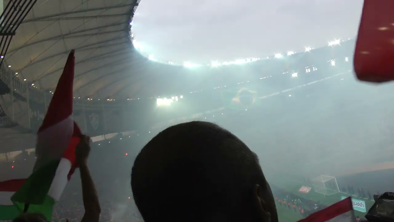 HINO NACIONAL À CAPELA AO MAR DE BANDEIRAS TRICOLORES - FLU 2 x 1 BOCA - Libertadores 2023