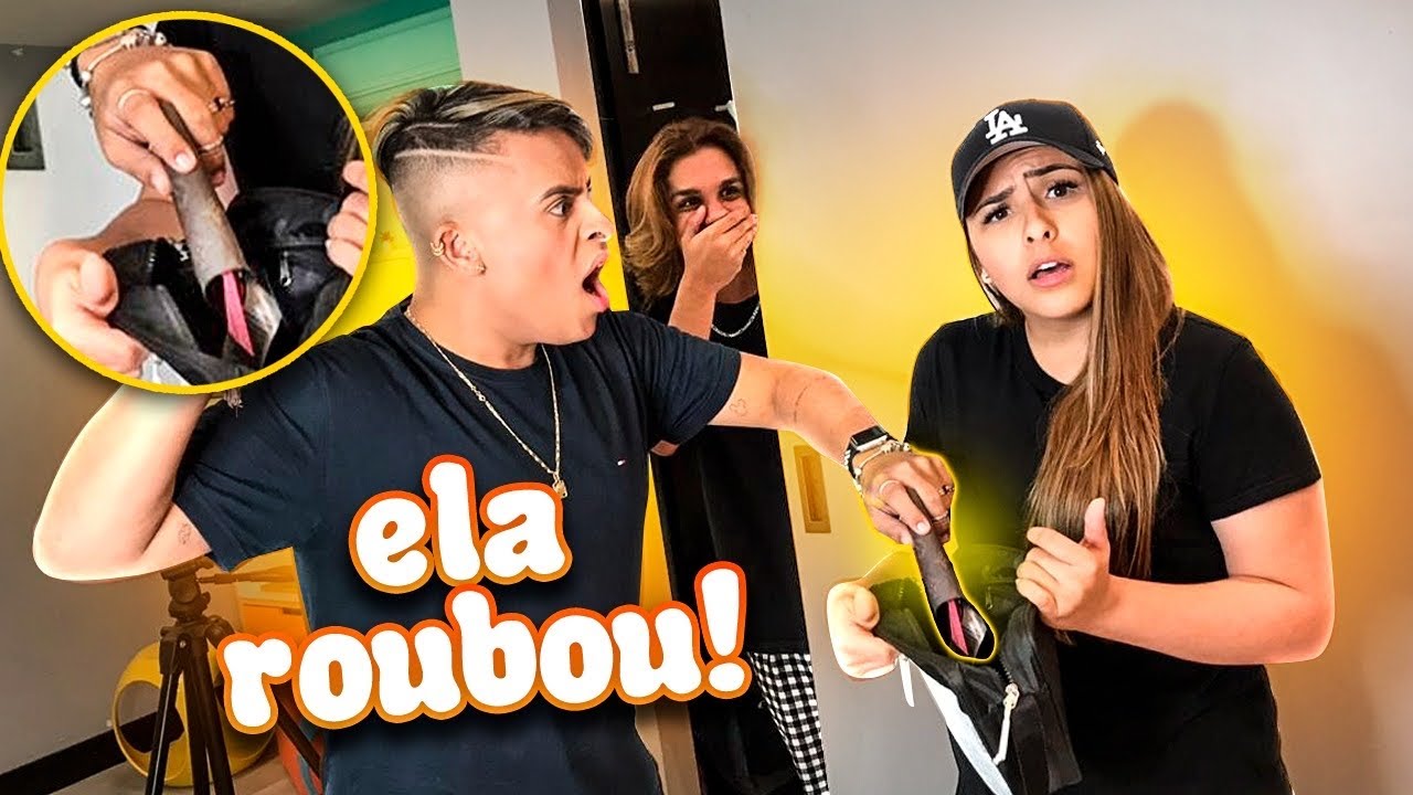 FLAGREI A BIBI ROUBANDO ELE!