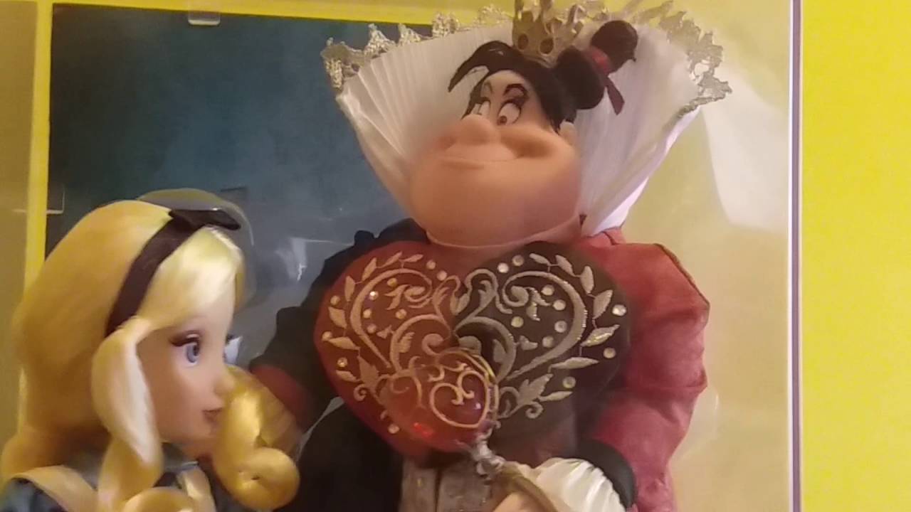 Disney fairytale designer collection ALICE AND THE RED QUENNE 😍
